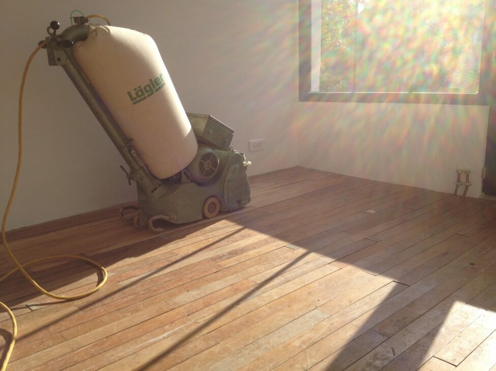 LOCATION DE PONCEUSE À PARQUET